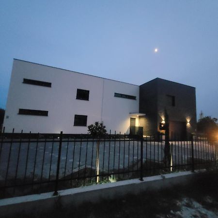 Cube Residence Каштела Екстер'єр фото